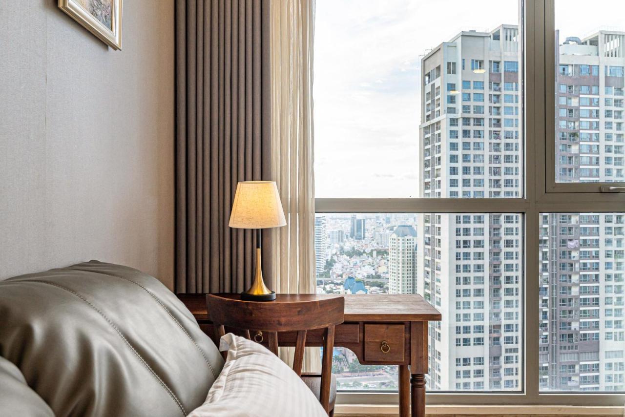 Luxury Apartment At Vinhomes Central Park Хошимин Екстериор снимка