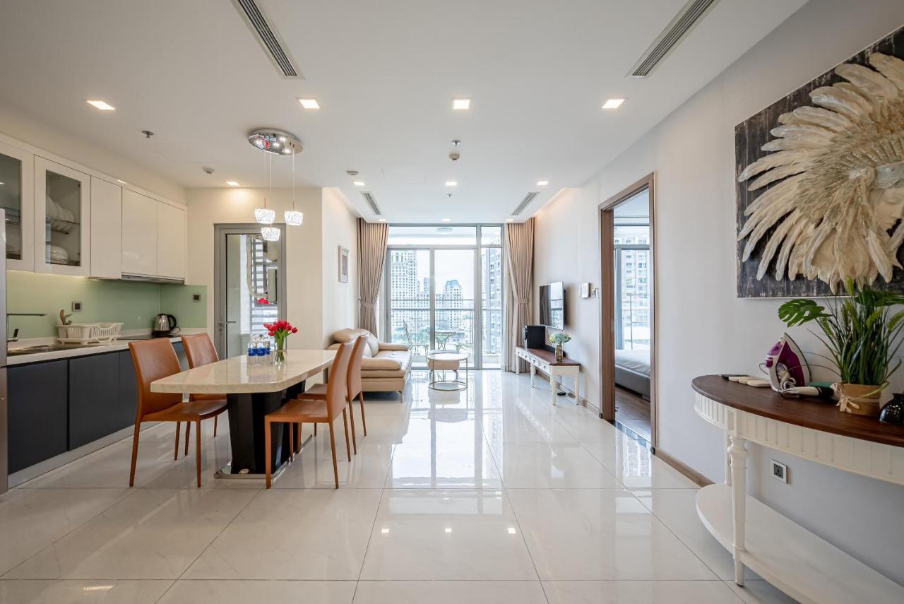 Luxury Apartment At Vinhomes Central Park Хошимин Екстериор снимка