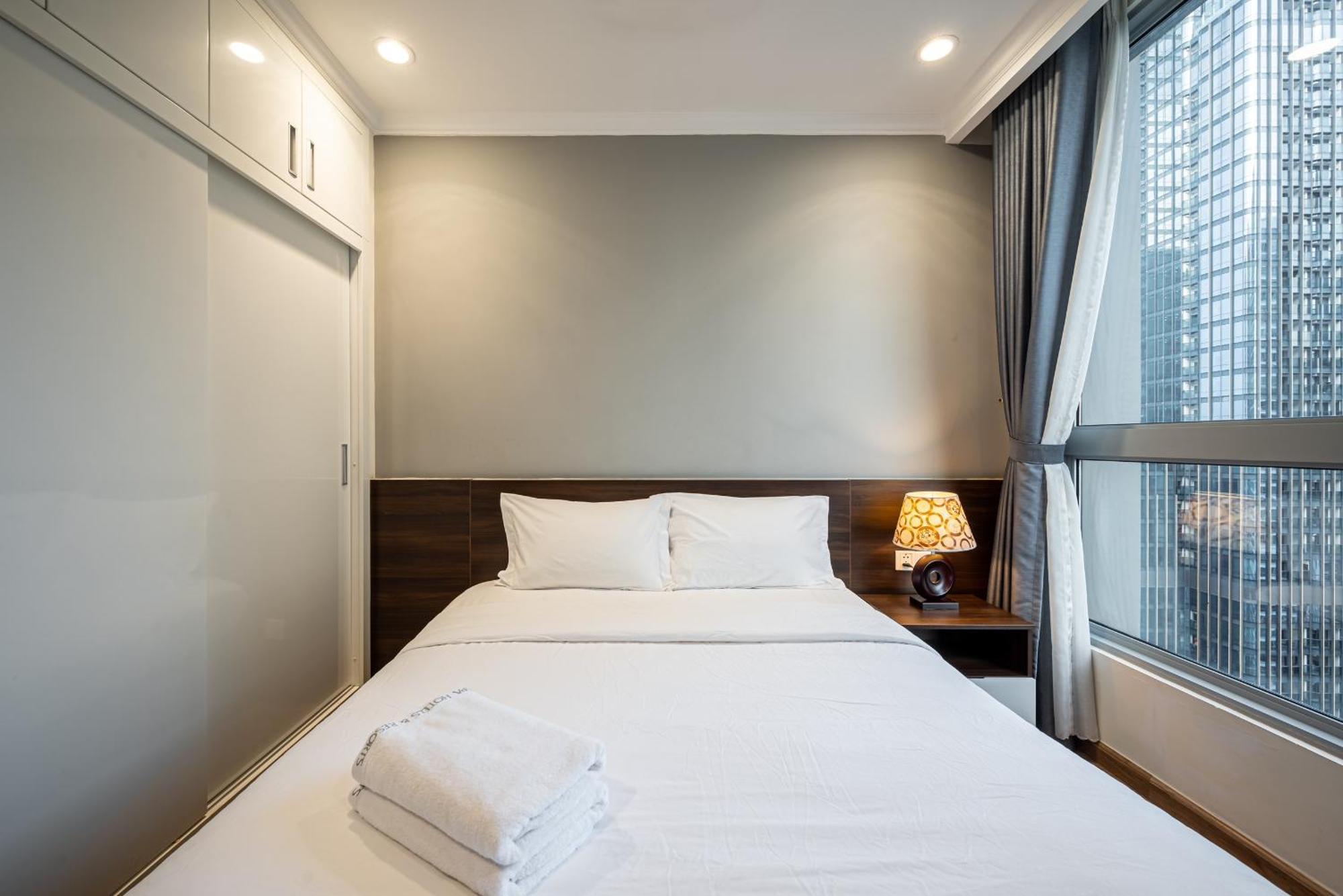 Luxury Apartment At Vinhomes Central Park Хошимин Екстериор снимка