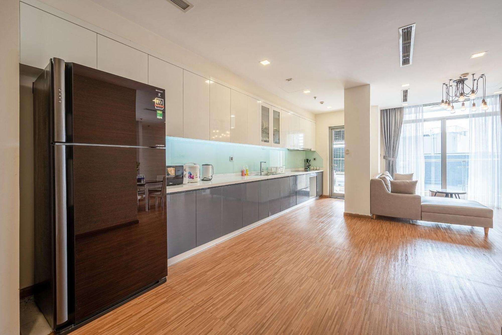 Luxury Apartment At Vinhomes Central Park Хошимин Екстериор снимка