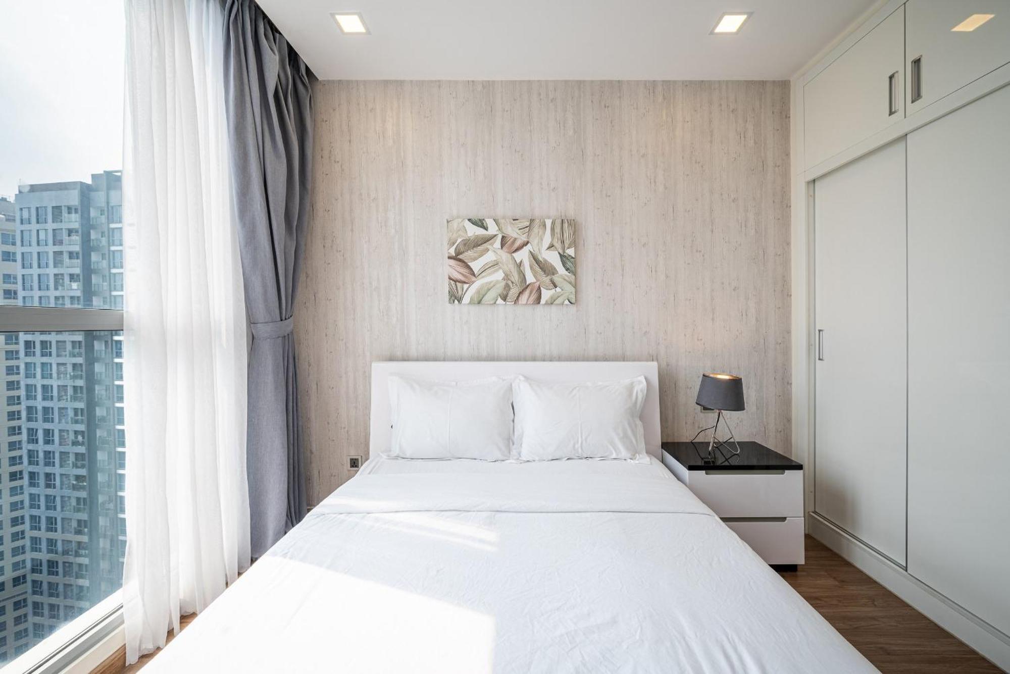 Luxury Apartment At Vinhomes Central Park Хошимин Екстериор снимка