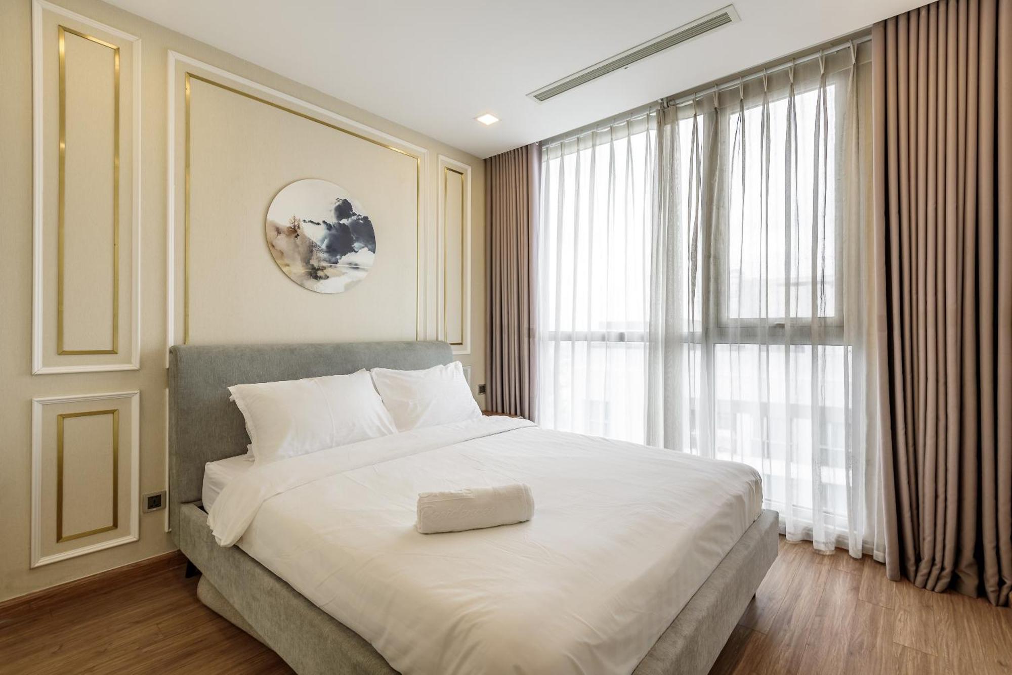 Luxury Apartment At Vinhomes Central Park Хошимин Екстериор снимка