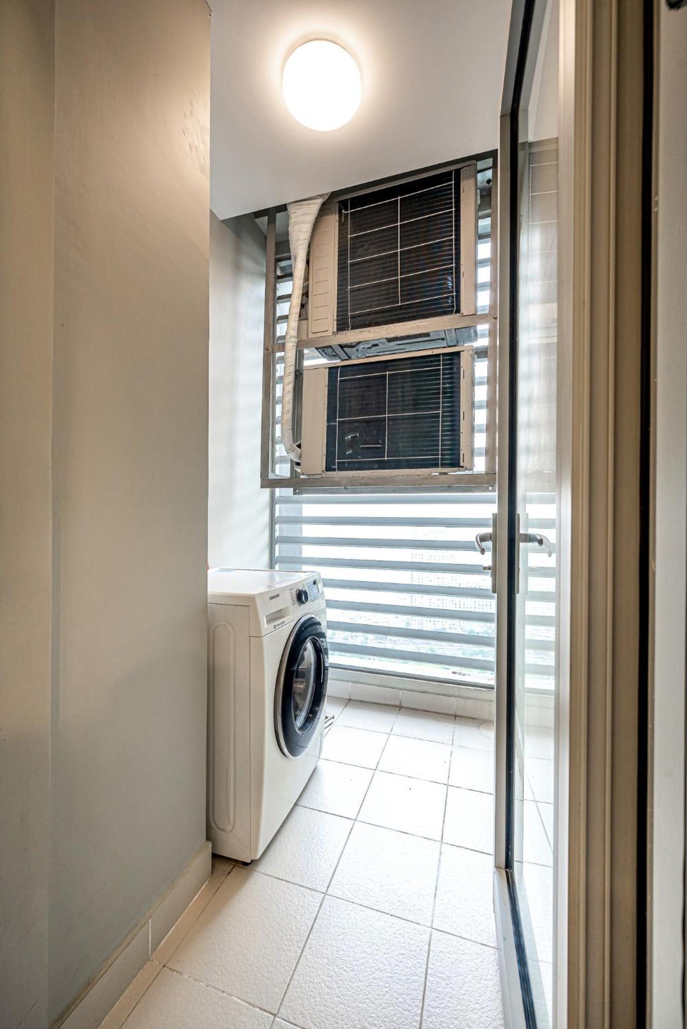 Luxury Apartment At Vinhomes Central Park Хошимин Екстериор снимка