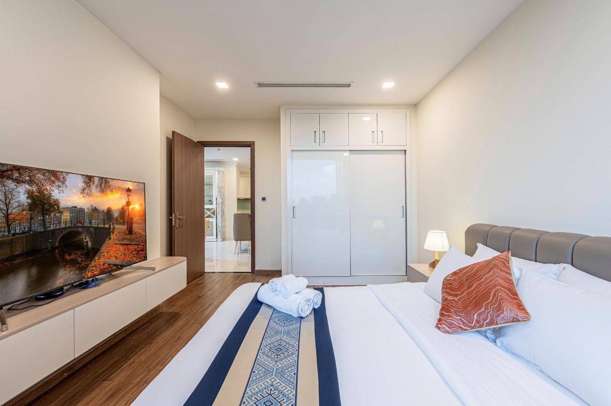 Luxury Apartment At Vinhomes Central Park Хошимин Екстериор снимка