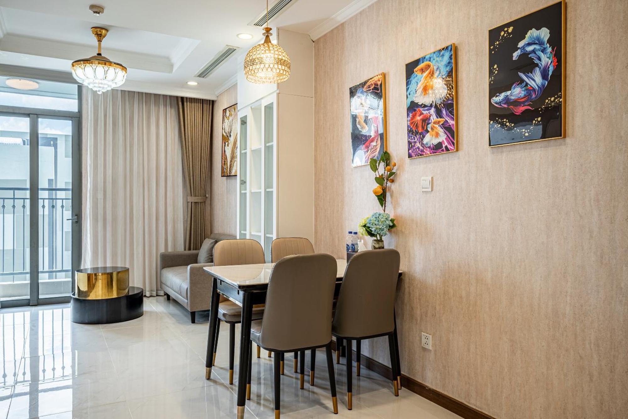 Luxury Apartment At Vinhomes Central Park Хошимин Екстериор снимка